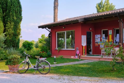 Camping Trasimeno Campground/ 
RV Resort in Umbria