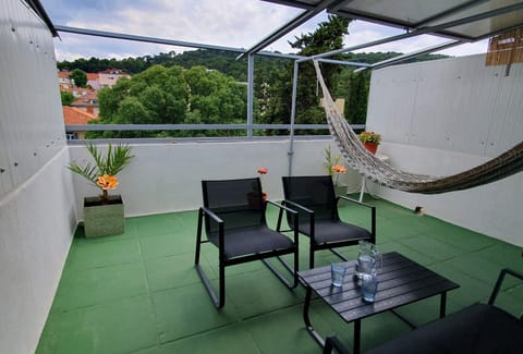 View (from property/room), Balcony/Terrace