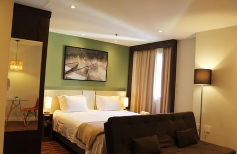 Bed, Living room, Photo of the whole room, Bedroom