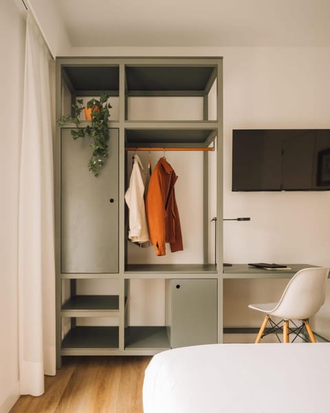 wardrobe