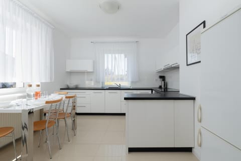 Willa Janiska - by Jantar Apartamenty Kołobrzeg House in West Pomeranian Voivodeship, Poland