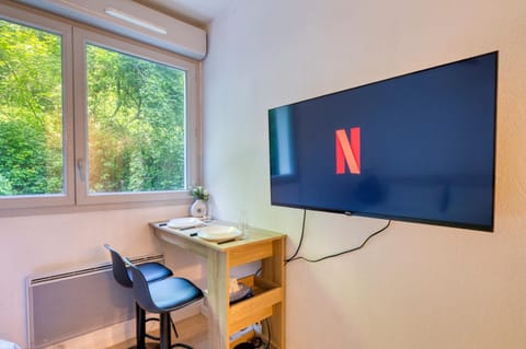 TV and multimedia, Meals