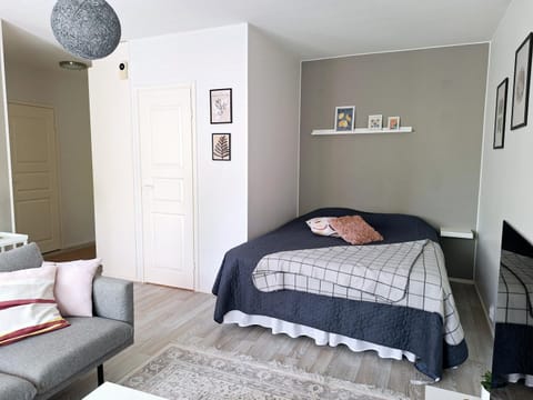 Bed, Photo of the whole room