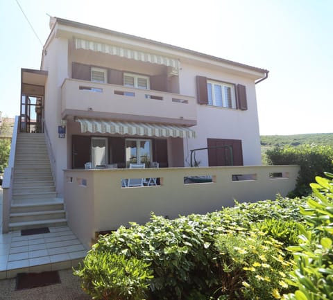 Property building, Day, Garden, View (from property/room), Balcony/Terrace, Garden view