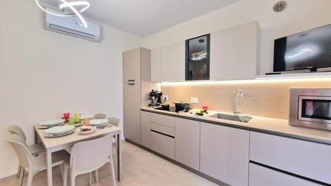 Soleil Pool apartment Apartment in Bardolino