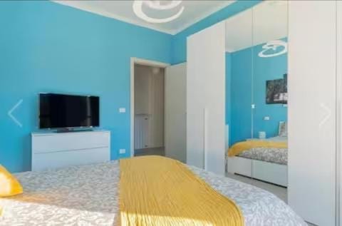 Bed, Evening entertainment