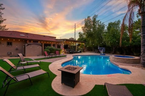 Property building, Swimming pool