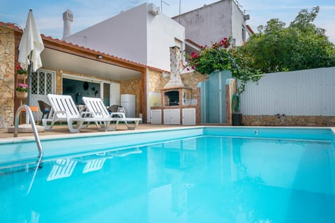Patio, Swimming pool