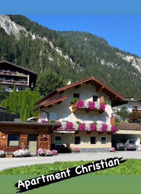 Property building, Natural landscape, Mountain view, Parking