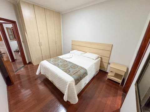 Bed, Bedroom, towels, wardrobe