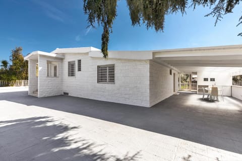 Property building, Patio