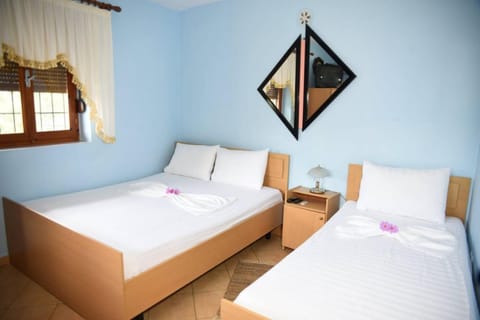 Taverna Hotel Iliri - Dardhe Country House in North Macedonia