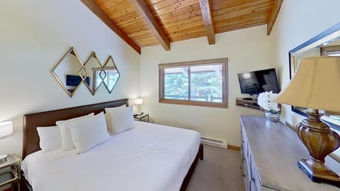 Crestwood 1302 Premier 4 Bedroom House in Snowmass Village