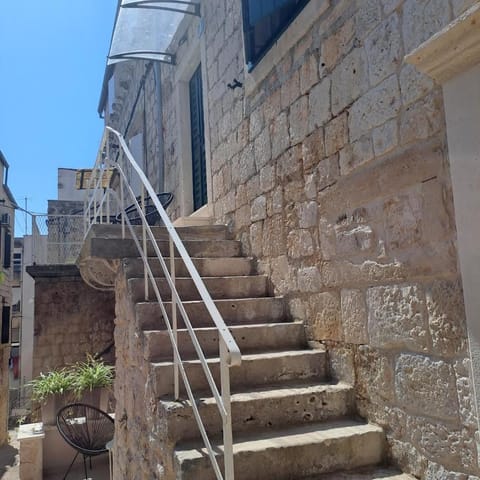 Ventula Apartment in Vis