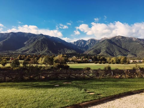 Nearby landmark, Natural landscape