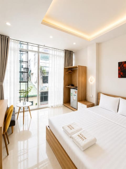 Bedroom, towels