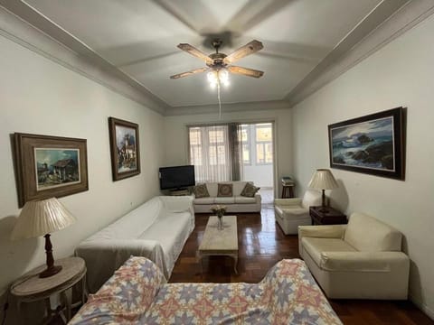 Copacabana - Posto 05 Apartment in Rio de Janeiro