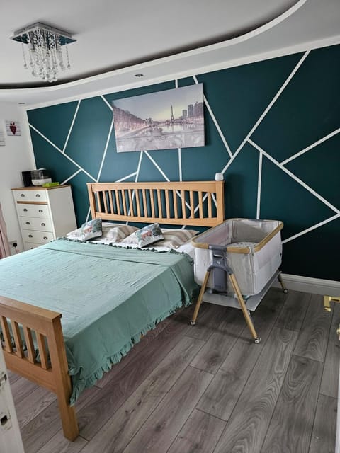 Allan & Ella House House in Perth