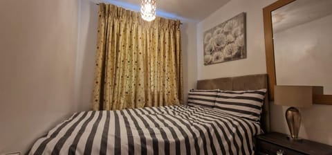 Detached 3 Bedroom House in Leicester with Private Parking House in Leicester