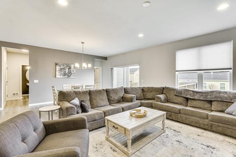 Spacious and Modern Home with Deck in Oregon! House in Wisconsin