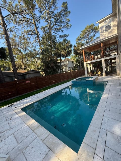 4 Elderberry Ln, New Build, Elevator, Steps to Beach, Putting Green, Private Pool House in South Forest Beach