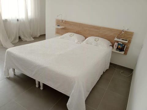 CASA LEDA con posto auto privato nel cortile e a pochi passi dal mare Apartment in Pescara