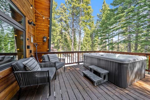 Tahoe City Retreat - For 8 House in Tahoe City
