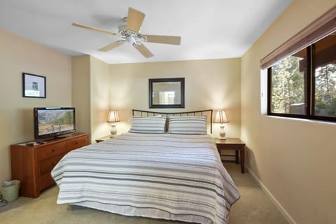 Tranquil Tumbleweed - Close to Skiing & More House in Incline Village