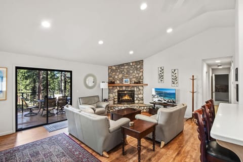 Tranquil Tumbleweed - Close to Skiing & More House in Incline Village