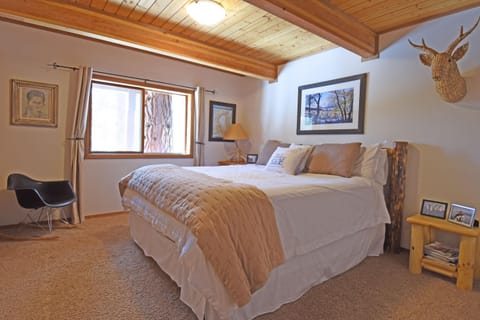 Vista Point - 5 Minutes to Kings Beach House in Tahoe Vista