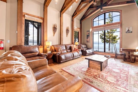 West Lake Serenity with 180-Degree Lake Views House in Homewood