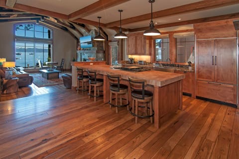 West Lake Serenity with 180-Degree Lake Views House in Homewood