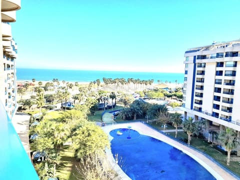 Pool view, Sea view