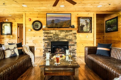 Rocky Top Lodge, Free Tickets, NO catch! House in Pigeon Forge