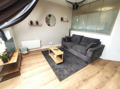 DisneyLand - Paris 20 min - Parking - 6 personnes Apartment in Chelles