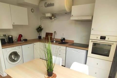 DisneyLand - Paris 20 min - Parking - 6 personnes Apartment in Chelles