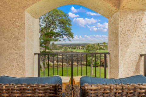 Golf Course Townhome in Waikoloa Beach Villa in Puako