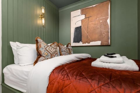 Emerald Suite, The Stirling Residence Apartment in Stirling