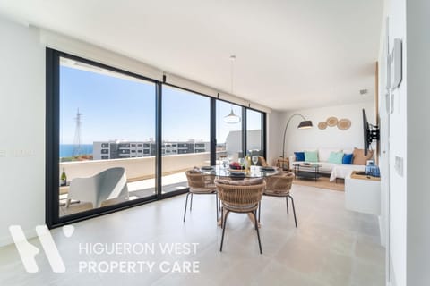 Balcony/Terrace, Living room, Dining area, Sea view