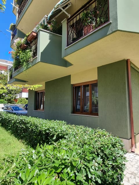 Property building, Garden view