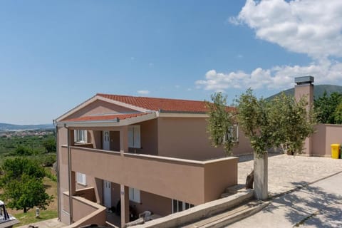 AnTina Apartment Apartment in Šibenik-Knin County, Croatia