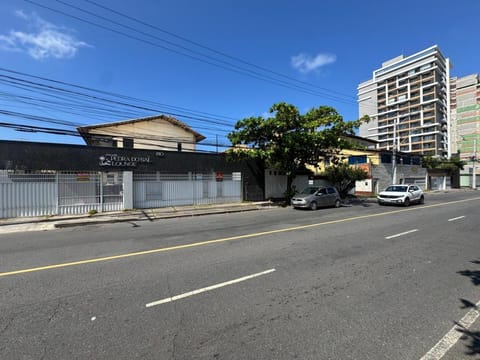 Facade/entrance, Street view