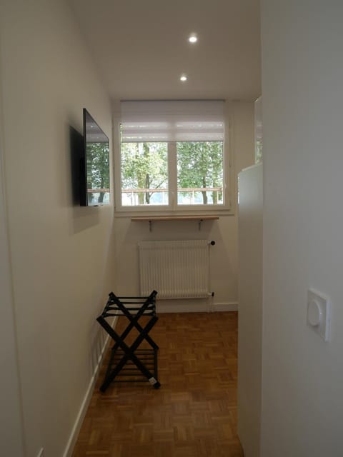 Cabana & Le Nid du Lac - Lakefront Apartment in Annecy