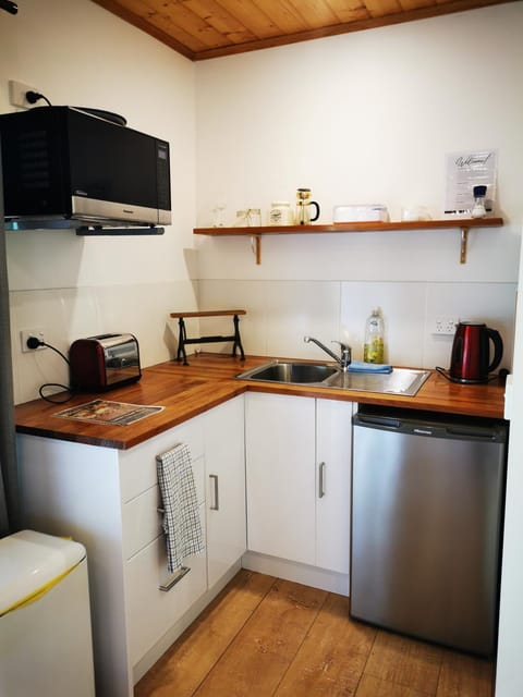 Rostrevor Pickers Cottage Farm Stay in Triabunna