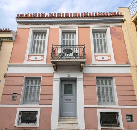 Acropolis Neoclassic Elegance House in Plaka