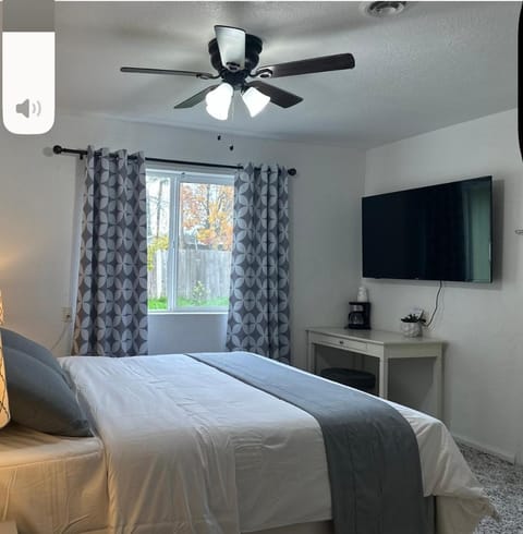 Private Suites Bed and Breakfast in Arden-Arcade