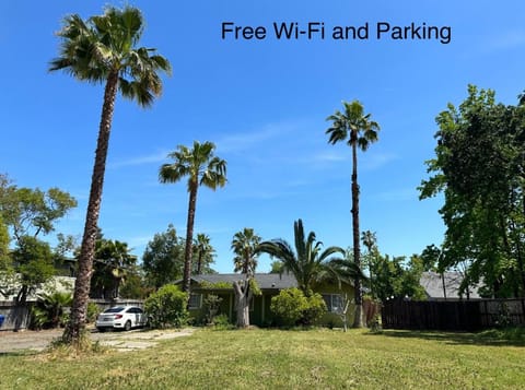 Private Suites Bed and Breakfast in Arden-Arcade