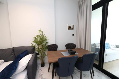 Bed, Living room, Dining area