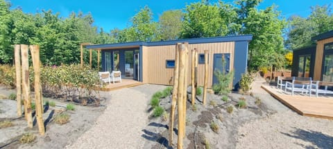 Beachvibe huisje met zandtuin vlakbij zee VP091 House in Ouddorp