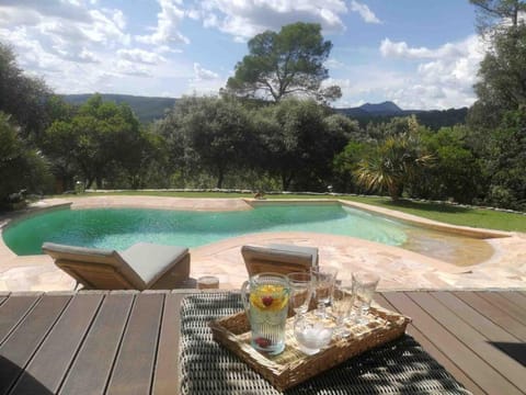 Mas du Valnalou Pool and Panoramic View House in French Riviera